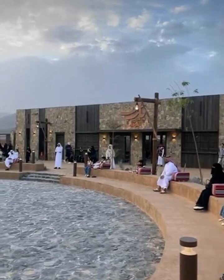 الأعمال الخارجية
